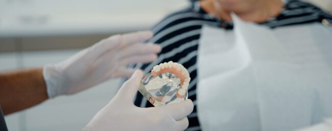 All on 4 Feste Zähne an einem Tag; Ein Segen bei Zahnlosigkeit blog weiss32-min